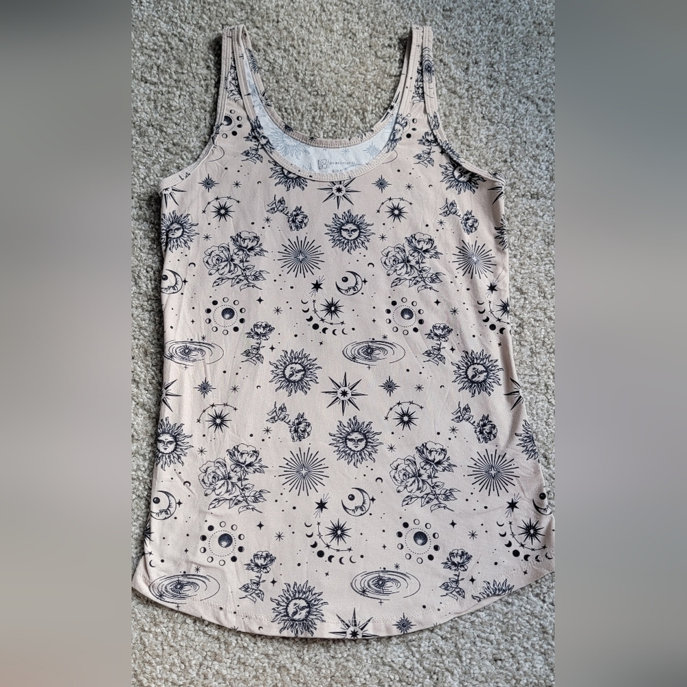 No Boundaries Tan and Black Fitted Sleeveless Tank Top